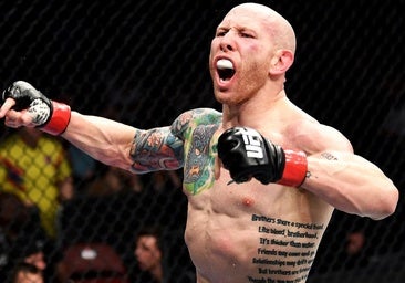 Quién es Josh Emmett, el único luchador que ha sobrevivido cinco asaltos con Ilia Topuria