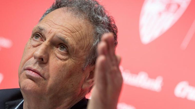 Joaquín Caparrós, durante su presentación como técnico del Sevilla en 2019