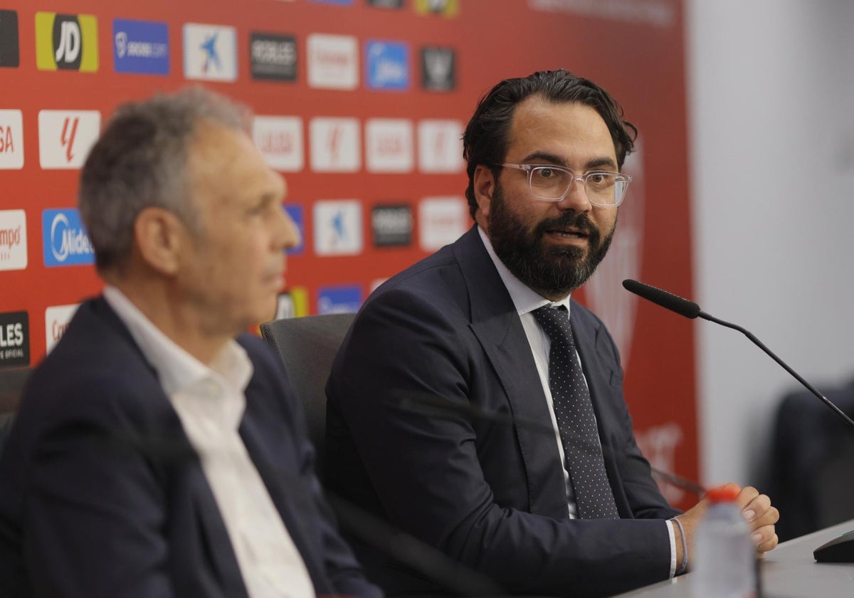 Víctor Orta, en la presentación de Caparrós como nuevo entrenador