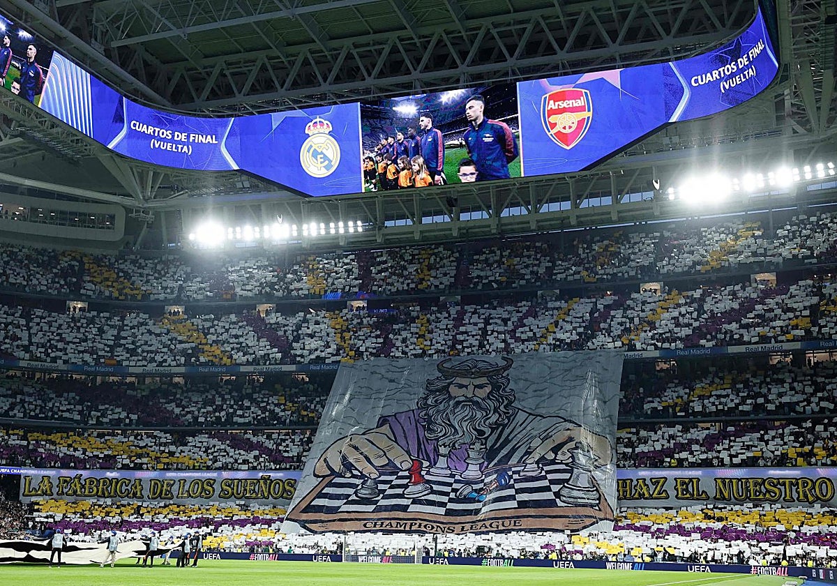 El imponente tifo con el que el Bernabéu recibió al Madrid-Arsenal