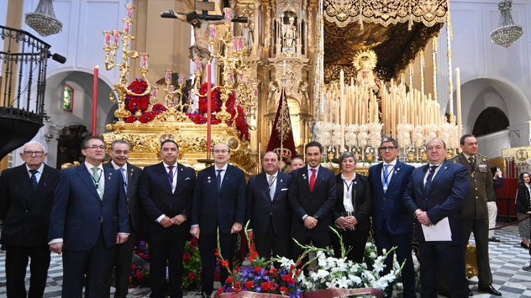 Sevilla FC ends its offer of offerings with the Brotherhoods of SED and San Bernardo