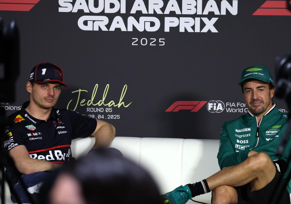 Alonso sale al corte de los rumores que vinculan a Verstappen con Aston Martin: «Tengo contrato»