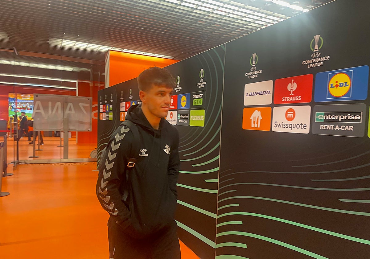 Lo Celso, en la zona mixta del Chorten Arena de Bialystok tras el Jagiellonia - Betis