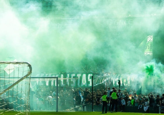 El entrenamiento del Betis previo al derb