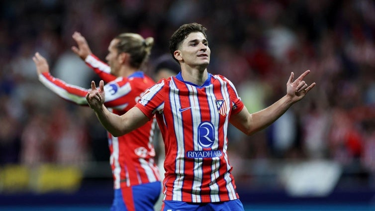 El Atlético decide levantarse y golea al Rayo