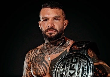 Franco Tenaglia: «Quiero llegar a la UFC, yo favorezco mucho al negocio»