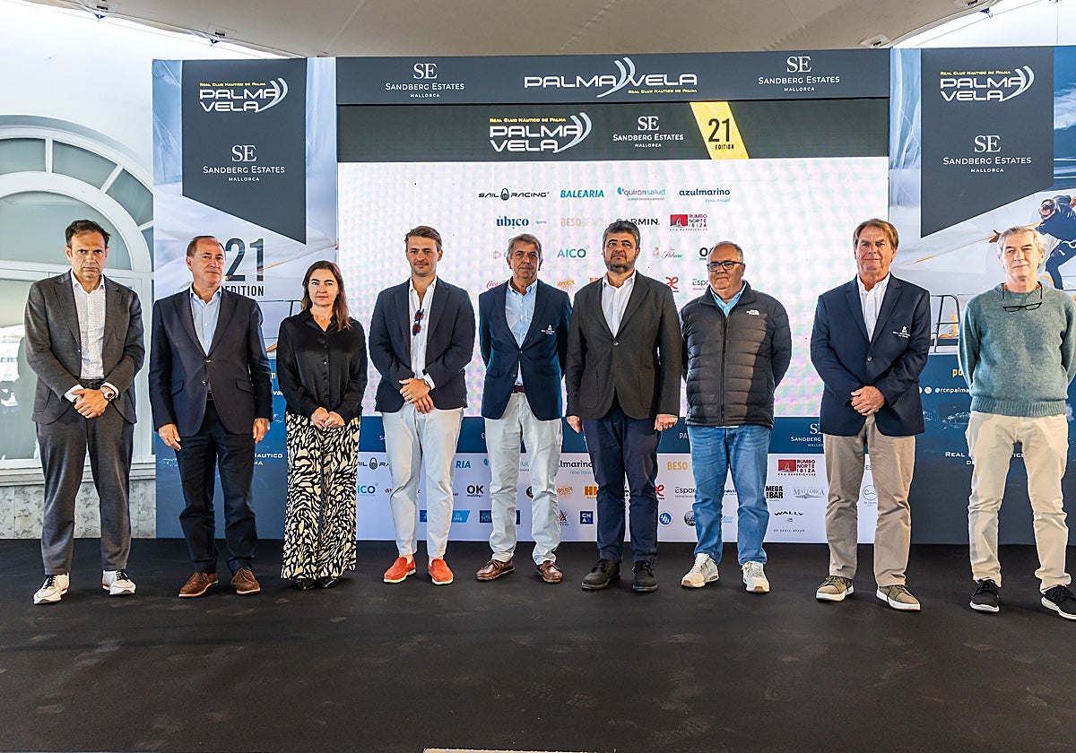 Presentación de la Sandberg PalmaVela en la terraza del RCN Palma