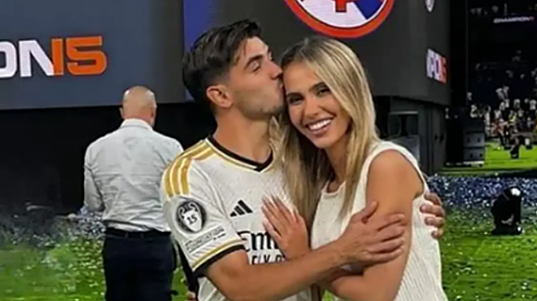 Brahim con su pareja, Luz Méndez