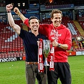 Dos estrellas de Hollywood al frente del tercer equipo más antiguo del mundo: un triple ascenso de película