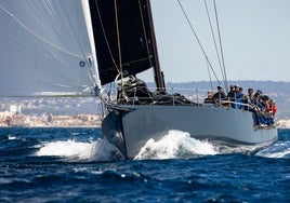 Los superyates estrenan temporada en la bahía de Palma