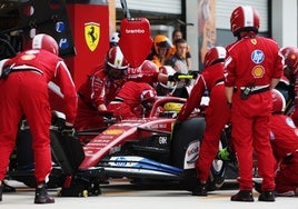 La radio de Hamilton y el desencuentro con Ferrari: «Esto no es buen trabajo de equipo»