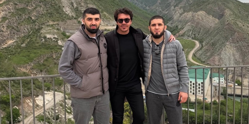 El último empujón en vano de la UFC para cerrar el Topuria vs Makhachev: viaje a las montañas de Daguestán