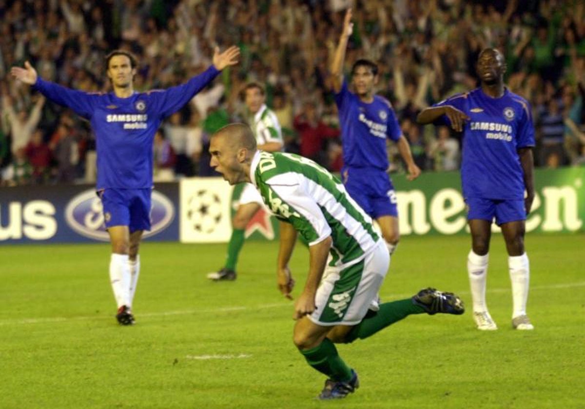 Dani celebra el gol del Betis al Chelsea en Champions en el antiguo Manuel Ruiz de Lopera de 2005