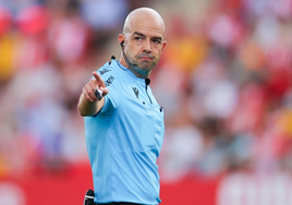 El polémico González Fuertes dirigirá el Celta - Sevilla