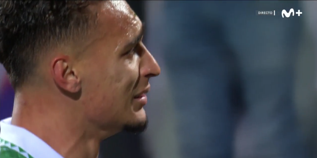 Antony, un mar de lágrimas tras la clasificación del Betis para la final: «Me siento muy feliz»