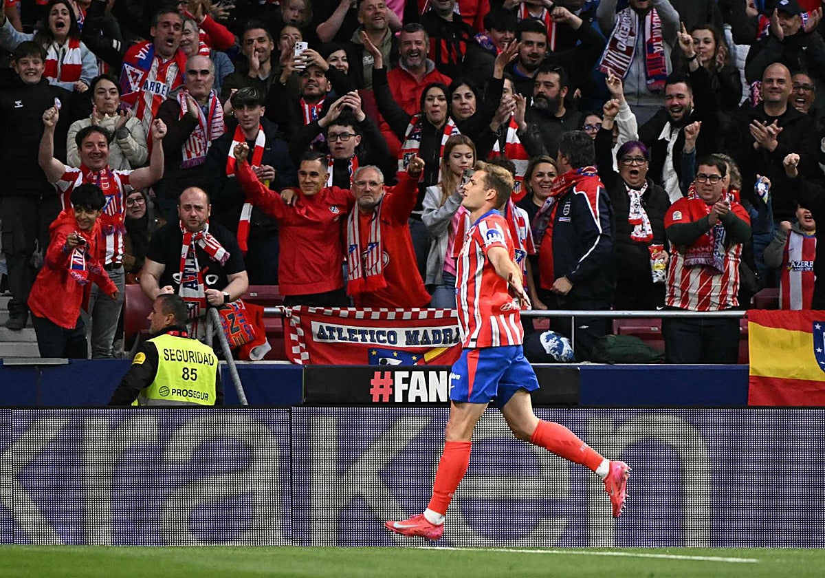 Sørloth celebrating his historic hat trick