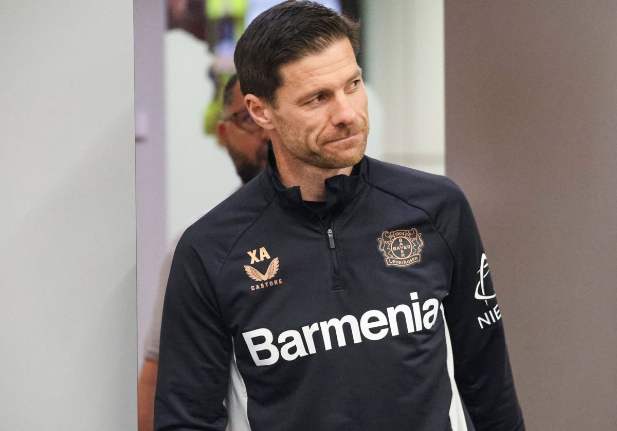 Xabi Alonso, tras acabar la rueda de prensa de despedida del Bayer