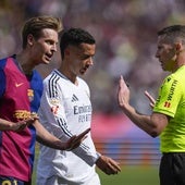 El árbitro debió anular el gol del empate de Yamal por mano previa de De Jong