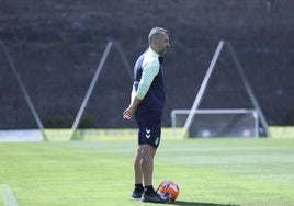 Diego Martínez: «Nuestras opciones de permanencia pasan por ganar al Sevilla»