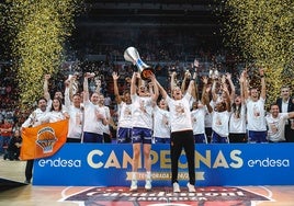 Apabullante dominio del Valencia en el baloncesto femenino: seis títulos en tres años
