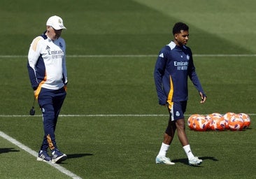 Rodrygo se lesiona, avisa a Ancelotti y se marcha del entrenamiento