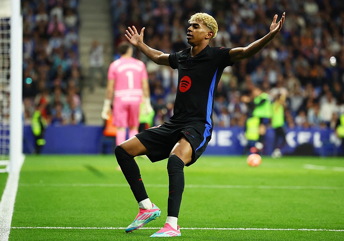 Lamine Yamal celebra su gol