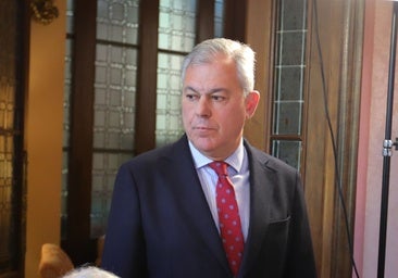 José Luis Sanz, en el transcurso de una rueda de prensa