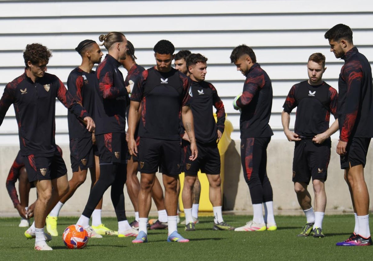 El Sevilla prepara el duelo ante el Real Madrid en la ciudad deportiva