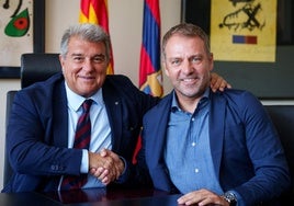 Laporta premia a Flick: el técnico alemán renueva hasta 2027