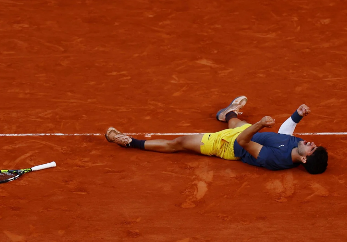 Alcaraz, durante la final ante Zverev en Rolan Garros 2024