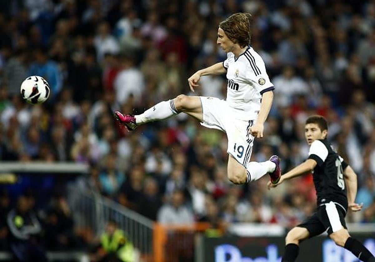 Luka Modric en un partido de la temporada 20122013