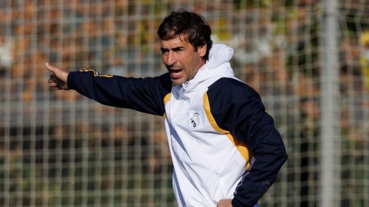 Adiós a Raúl González, otro mito blanco que cierra su etapa en el Madrid