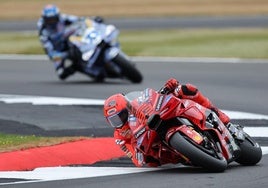 Nueva pole de Quartararo y Marc Márquez se queda fuera de la primera línea