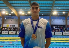 El sevillano Miguel Pérez-Godoy, medalla de oro de los 200 metros libres en el circuito Mare Nostrum