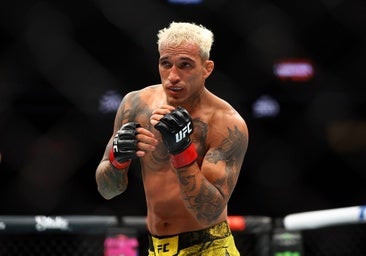 Un top 10 del peso ligero de la UFC pronostica una derrota de Topuria: «Oliveira es demasiado grande para él»