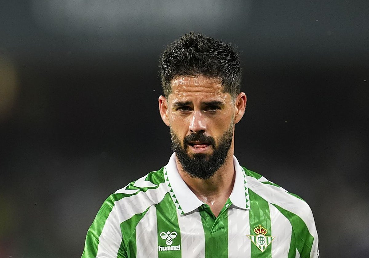 Isco, con la camiseta del Betis en un partido reciente