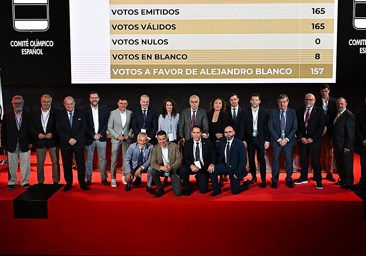 Alejandro Blanco, con los miembros de su nuevo Comité Ejecutivo