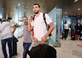 Rafa Mir finaliza su cesión y no descarta nada: «Tengo ganas de demostrar el jugador que soy»