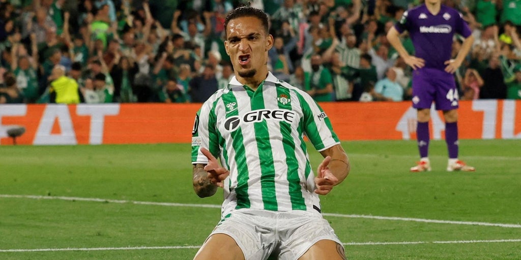 Antony y cardoso cierran la temporada con dos mensajes: «mucho betis siempre»