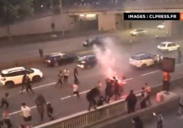 Los goles del PSG en la final de la Champions desatan la violencia en las calles de París