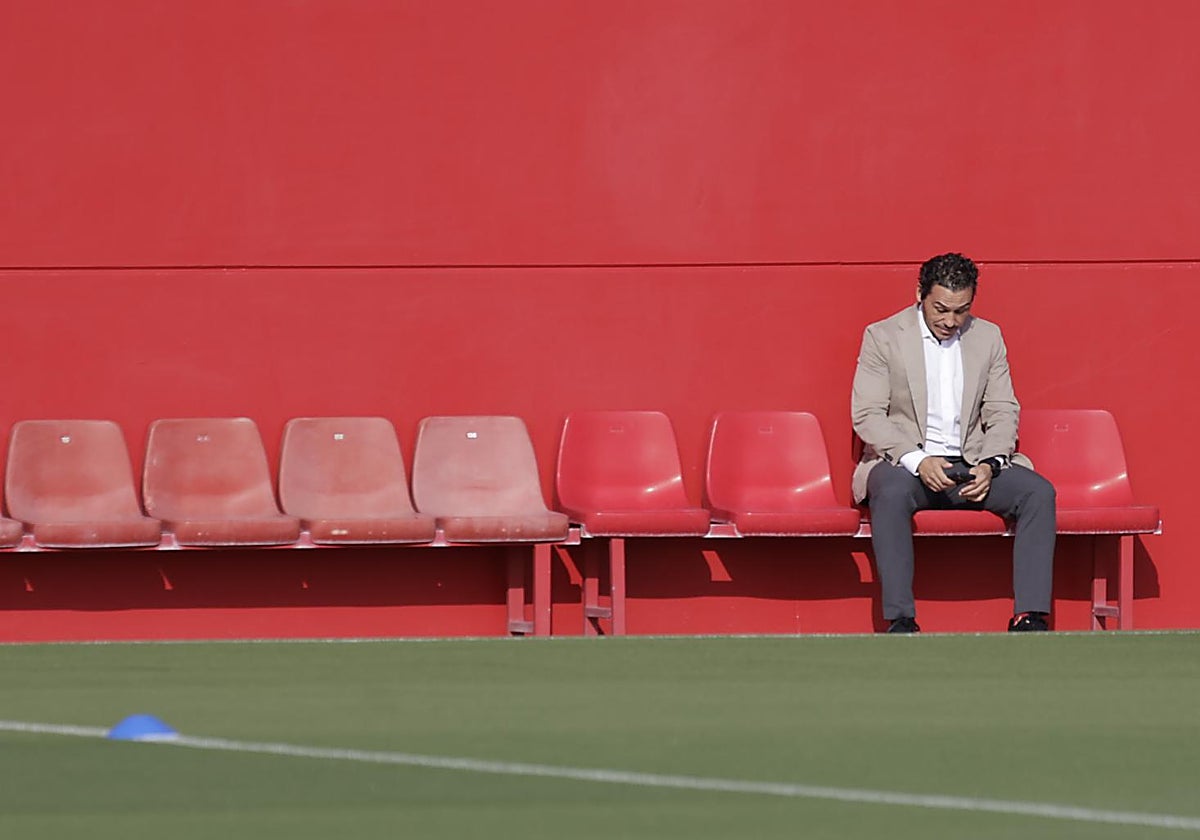 El presidente, Del Nido Carrasco, en la ciudad deportiva durante la sesión del primer equipo