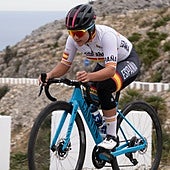 Paula Ostiz, pura ambición con 18 años