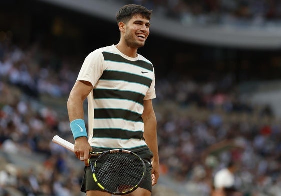 Un Alcaraz desatado atropella a Paul en el camino a semifinales