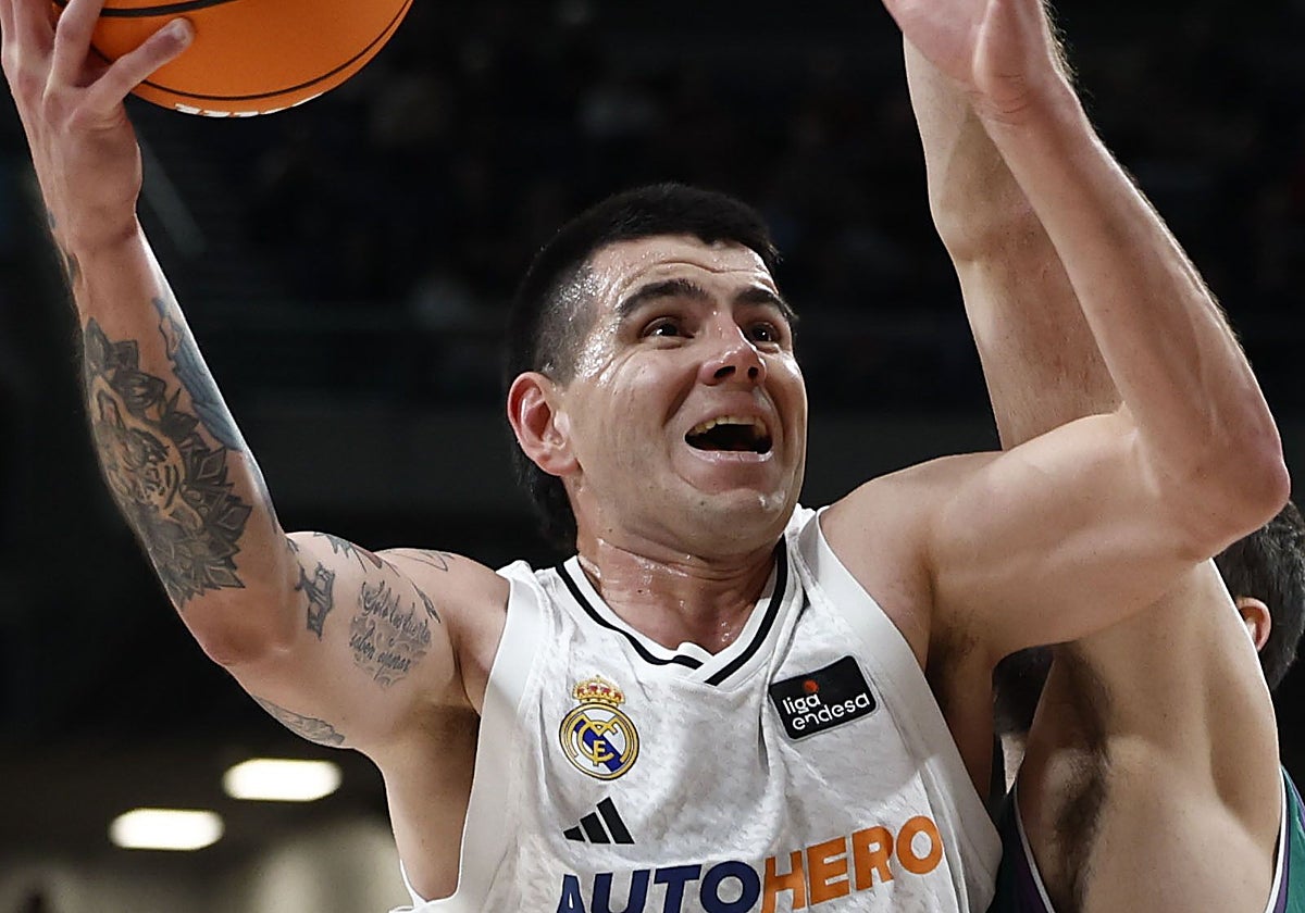 Deck, en un partido con el Real Madrid