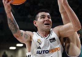 La maldición de Deck sigue vigente: el argentino del Madrid pasa por quirófano y se pierde el playoff ACB