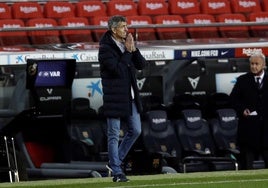 Imanol se piensa la propuesta del Sevilla FC... y Arabia lo tienta con una oferta millonaria