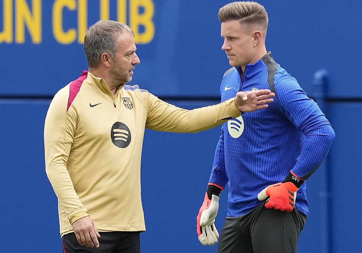 Echevarría y Flick toman el control del Barça