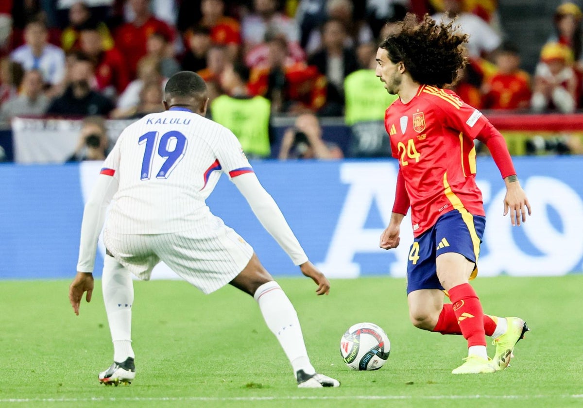 ¿Por qué pitan a Cucurella en la semifinal de la Nations League entre España y Francia?