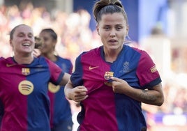 Claudia Pina celebra su gol