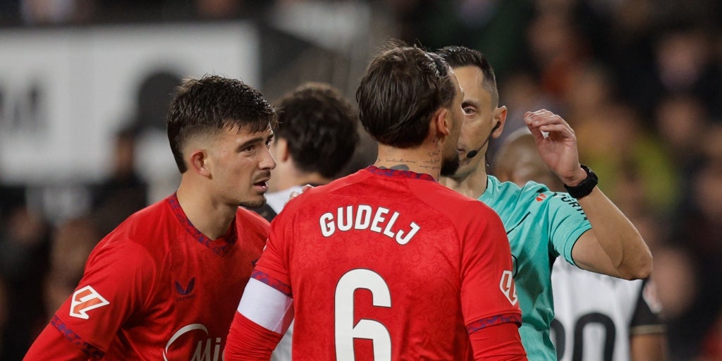 Football Fixing & Betting: The Dark Web